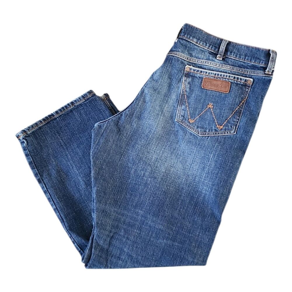 Wrangler Retro Jeans Mens 42x32 Blue Relaxed Bootcut Stretch Western Denim